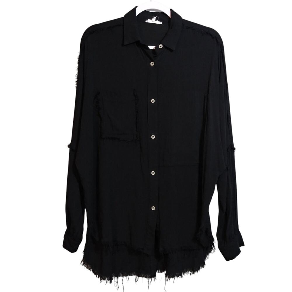 AEMI+CO Black Raw Edge Button-Up Shirt Contemporary Distressed Size Small - Picture 2 of 9